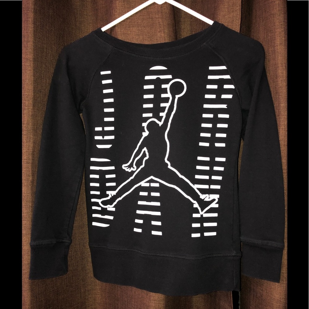 Girls Jordan black sweatshirt size M 10/12